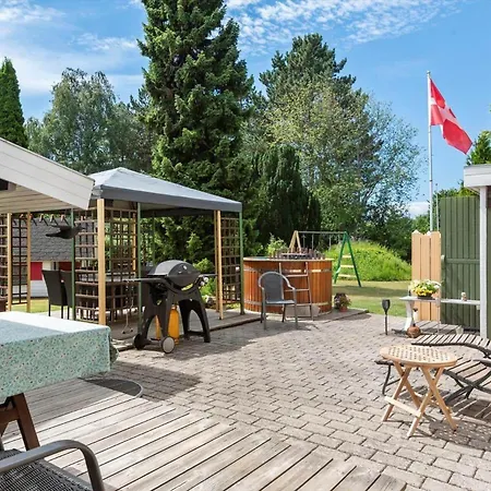 Holiday home 8159-praesto-vagtelvej-8 *