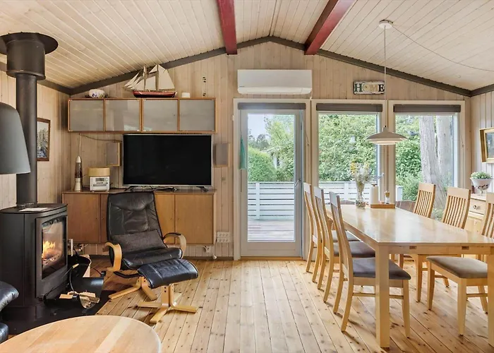 8159-praesto-vagtelvej-8 度假居 Præstø